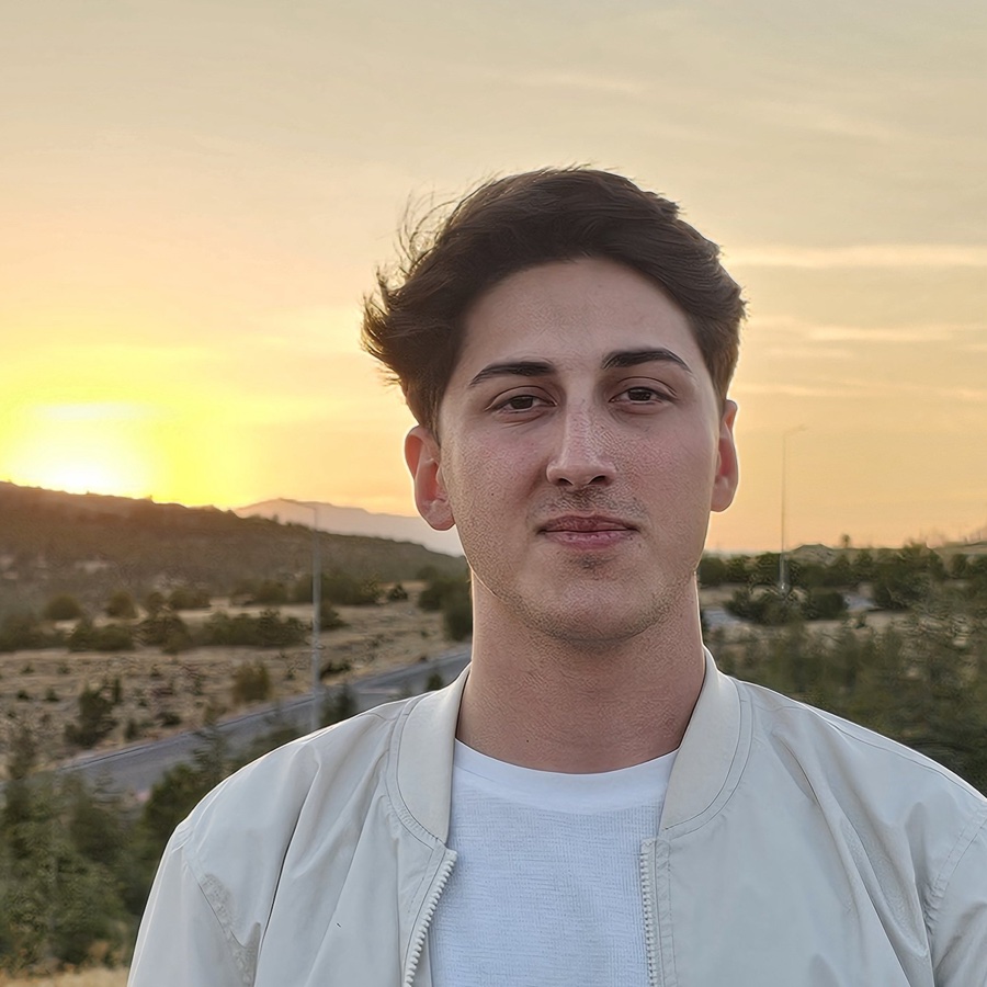 Tarık Akgün